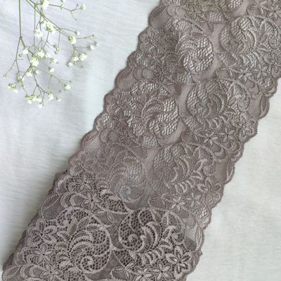 Pepper Stretch Lace – 17cm Floral Scalloped Edge