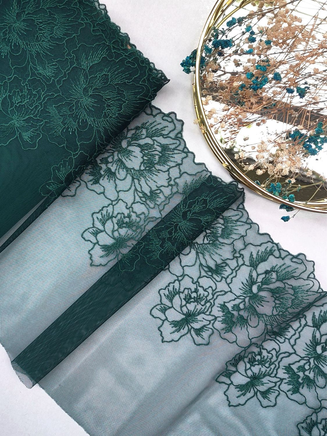 Emerald Green Garden Embroidered Lace Trim – Mirrored Design