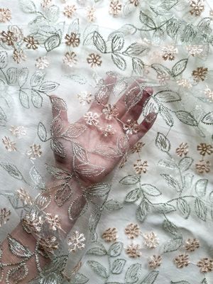 Tessuto Tulle Ricamato Beige e Salvia