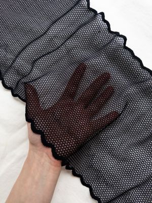 Dentelle maille extensible noire