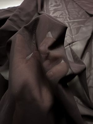 Malla elástica chocolate oscuro, 145cm (57.1") de ancho