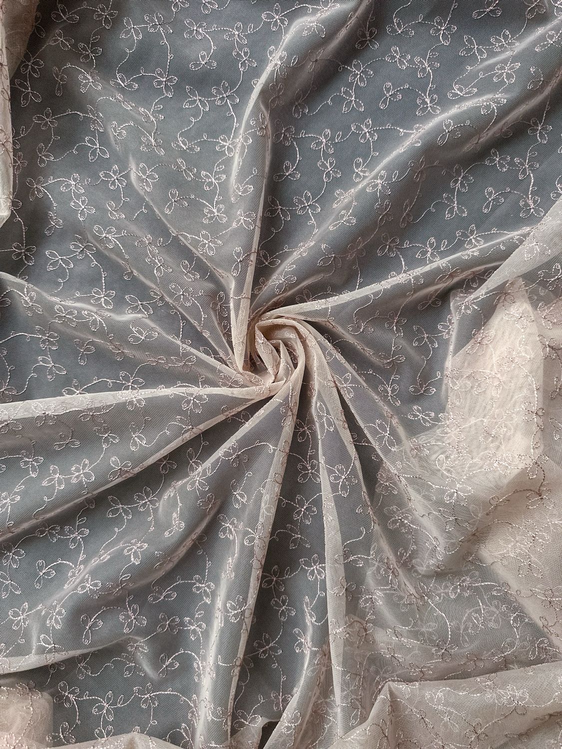 Beige embroidered tulle with powder pink floral pattern, 140cm (55.1") wide