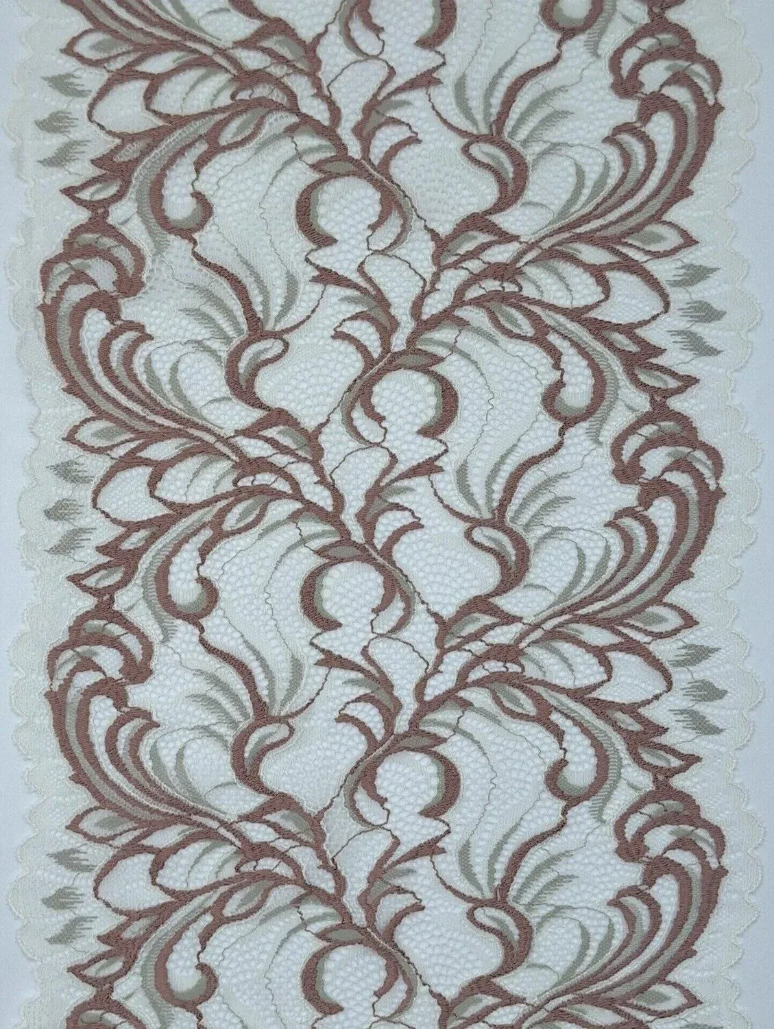 Milk/Cacao lace