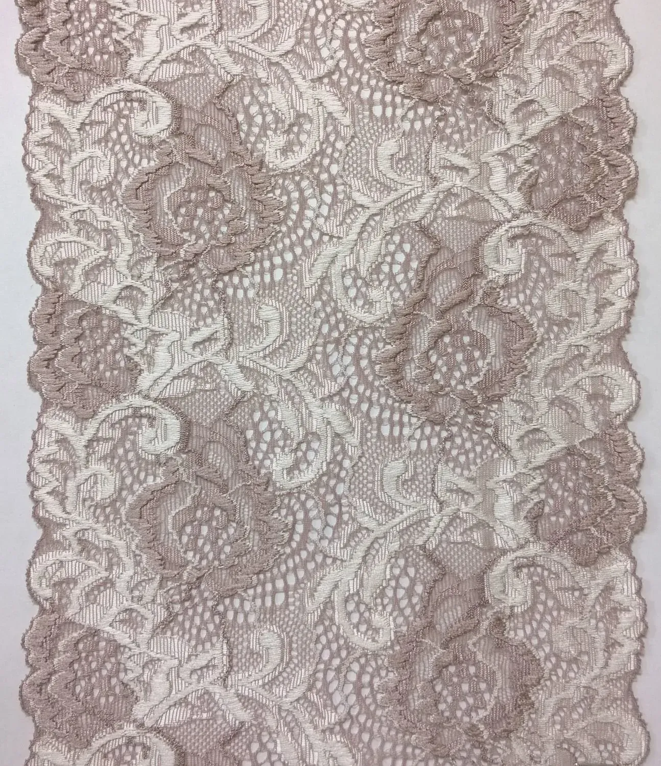 Cocoa lace