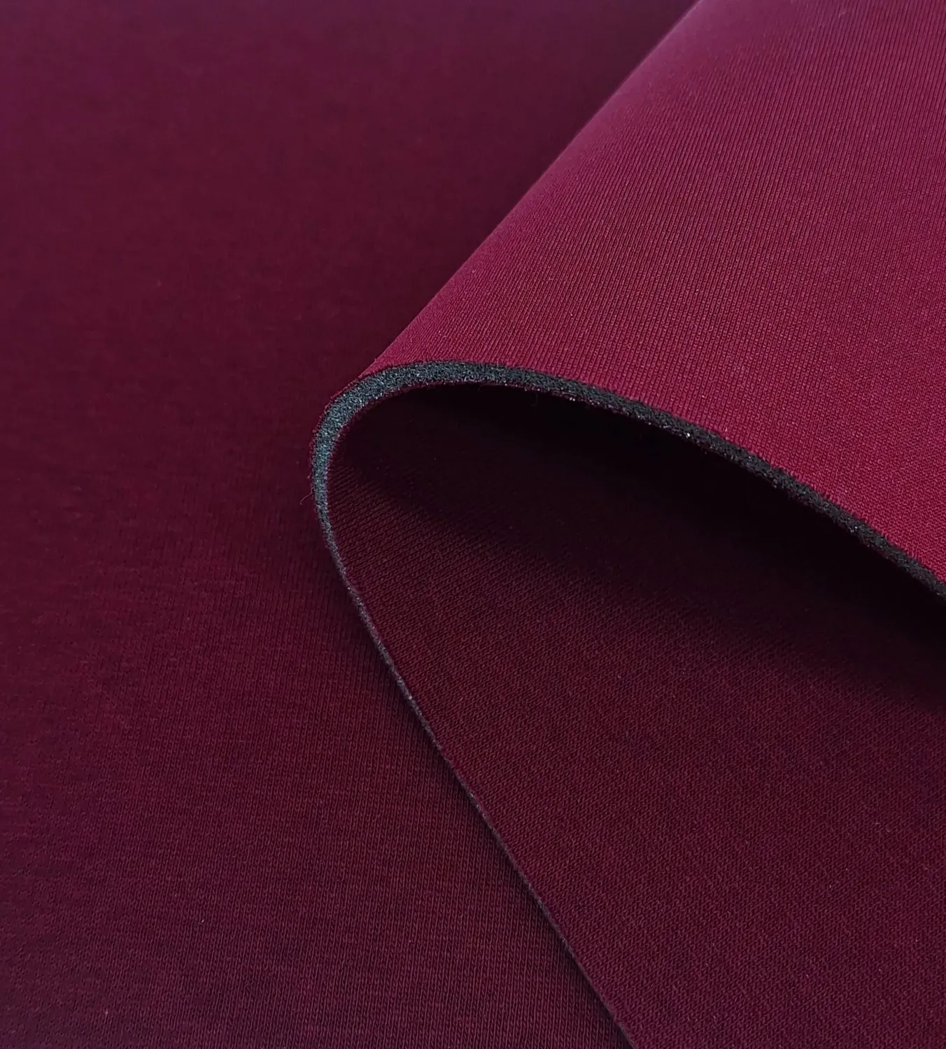 Foam Burgundy