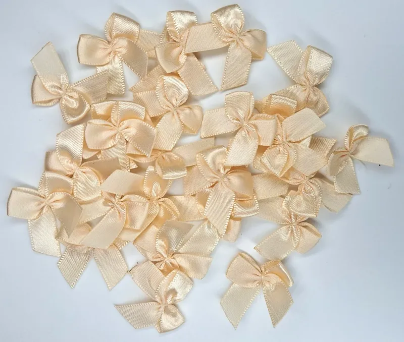 Jasmin Bows 50 pcs