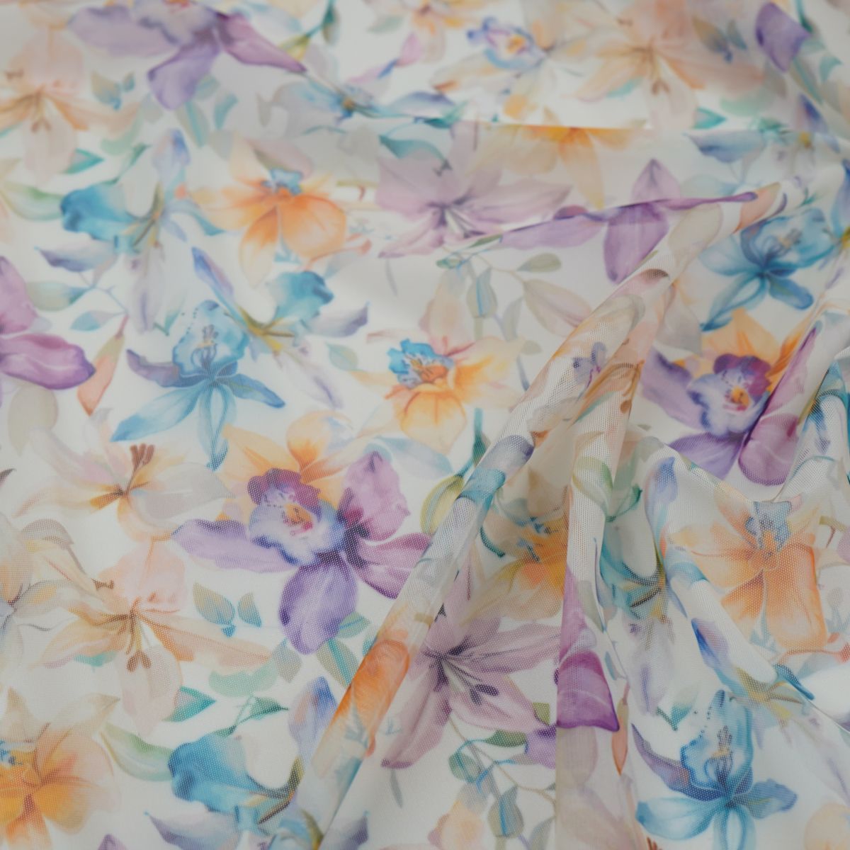 Printed stretch mesh with a pattern