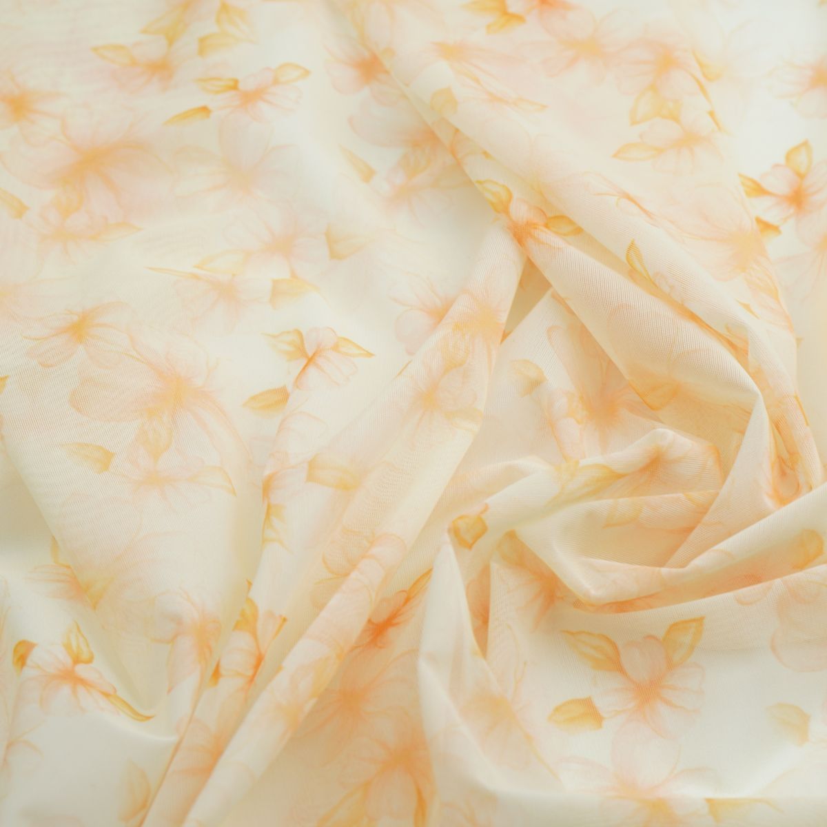 Printed stretch mesh with a pattern