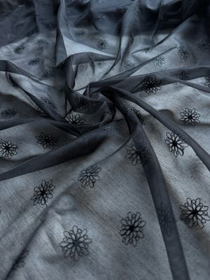 Tulle stretch brodé noir, largeur 110cm (43.3")