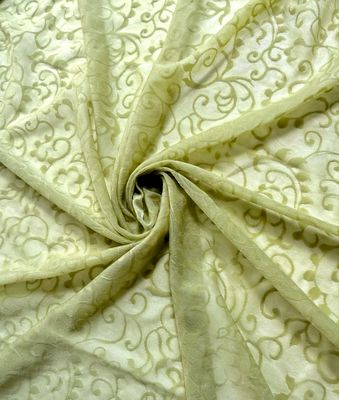 Malla Stretch Verde Pálido con Flores Flocadas