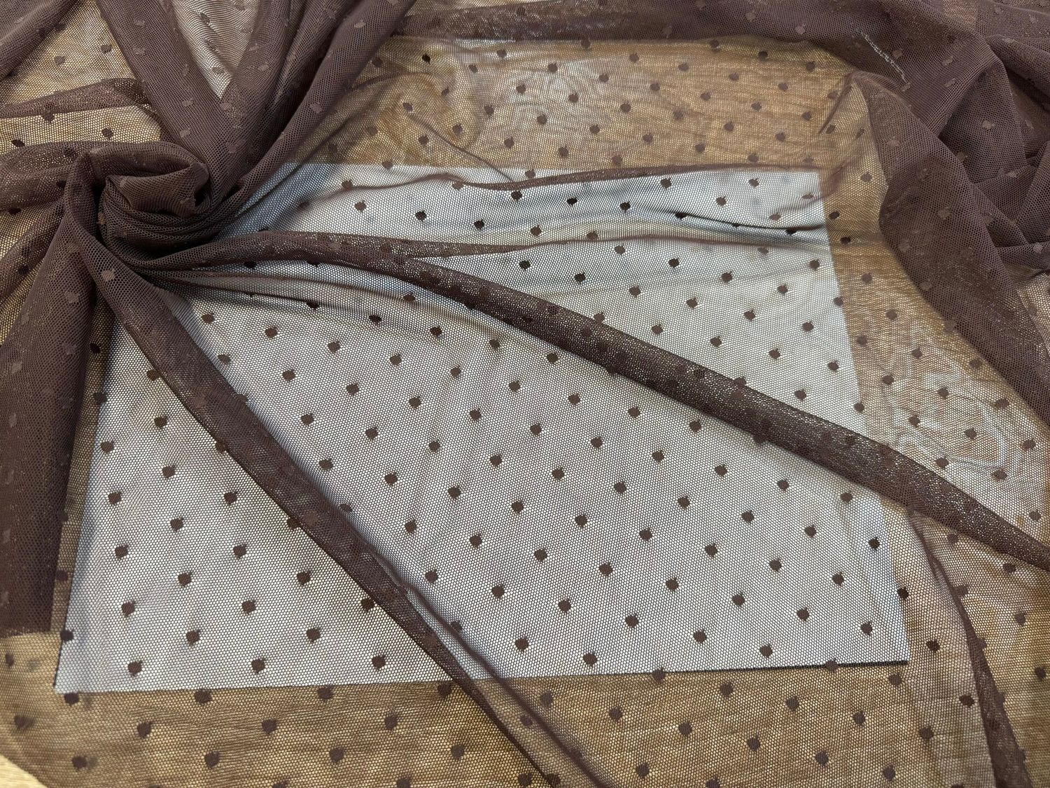 Elastic polka dot mesh chocolate 1 meter