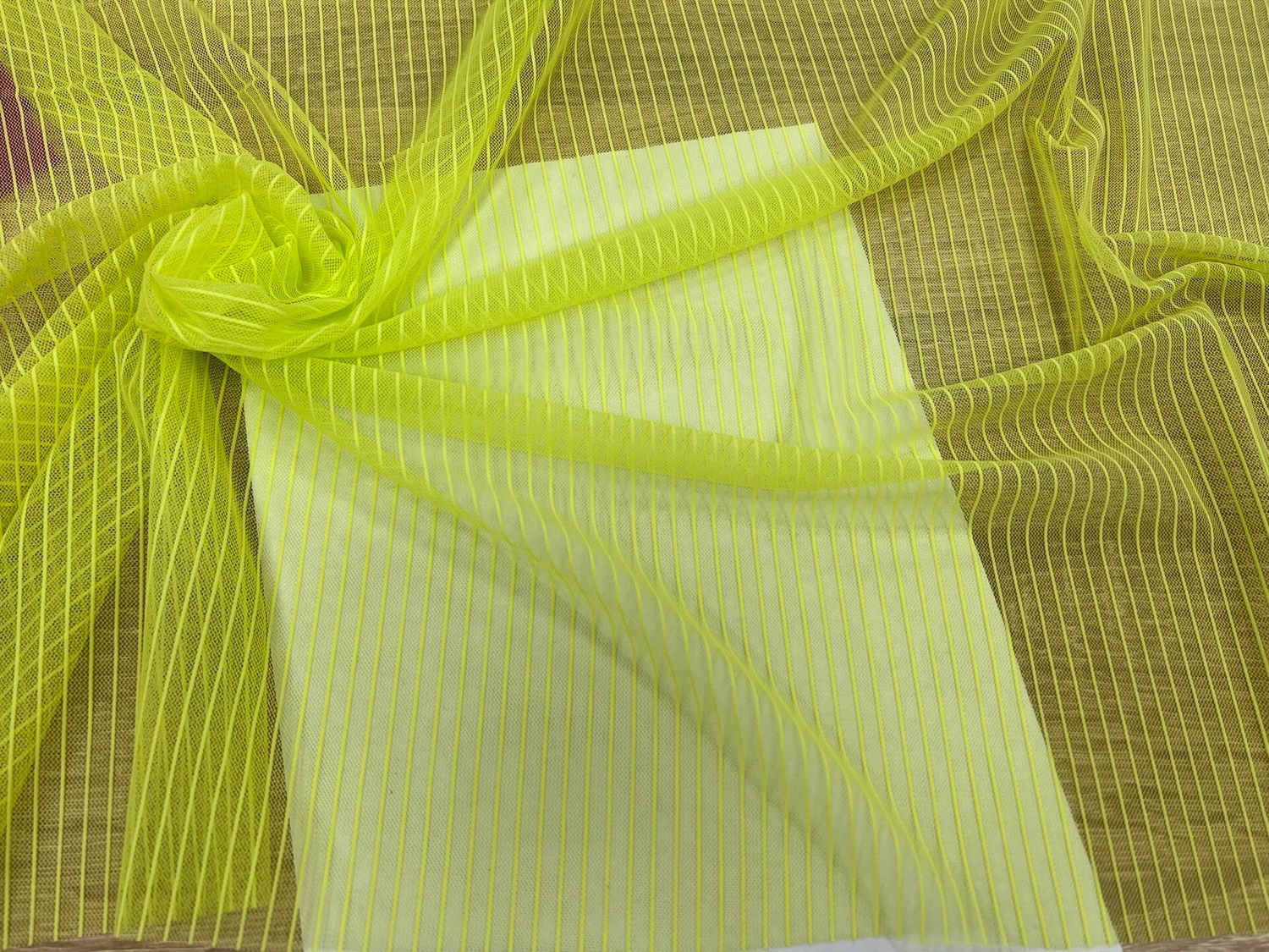 Elastic striped mesh XU-34711 stripe lemon-lime