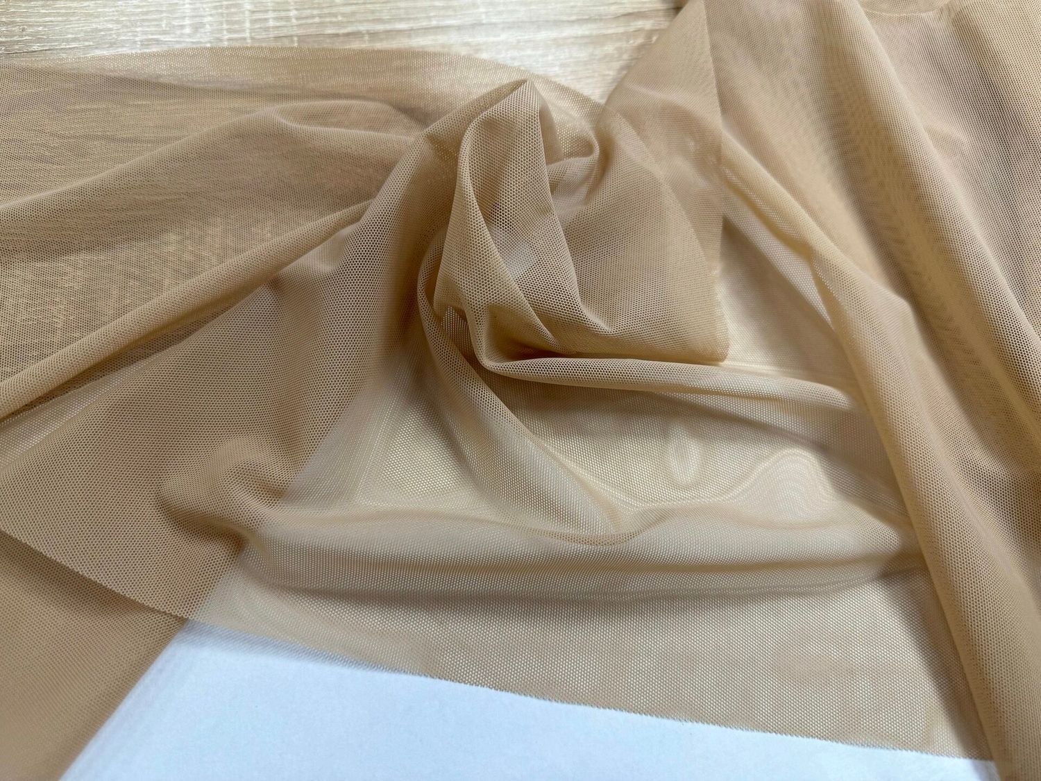 Elastic mesh 03110 180/2285 nude (tanned skin tone with pinkish tint)