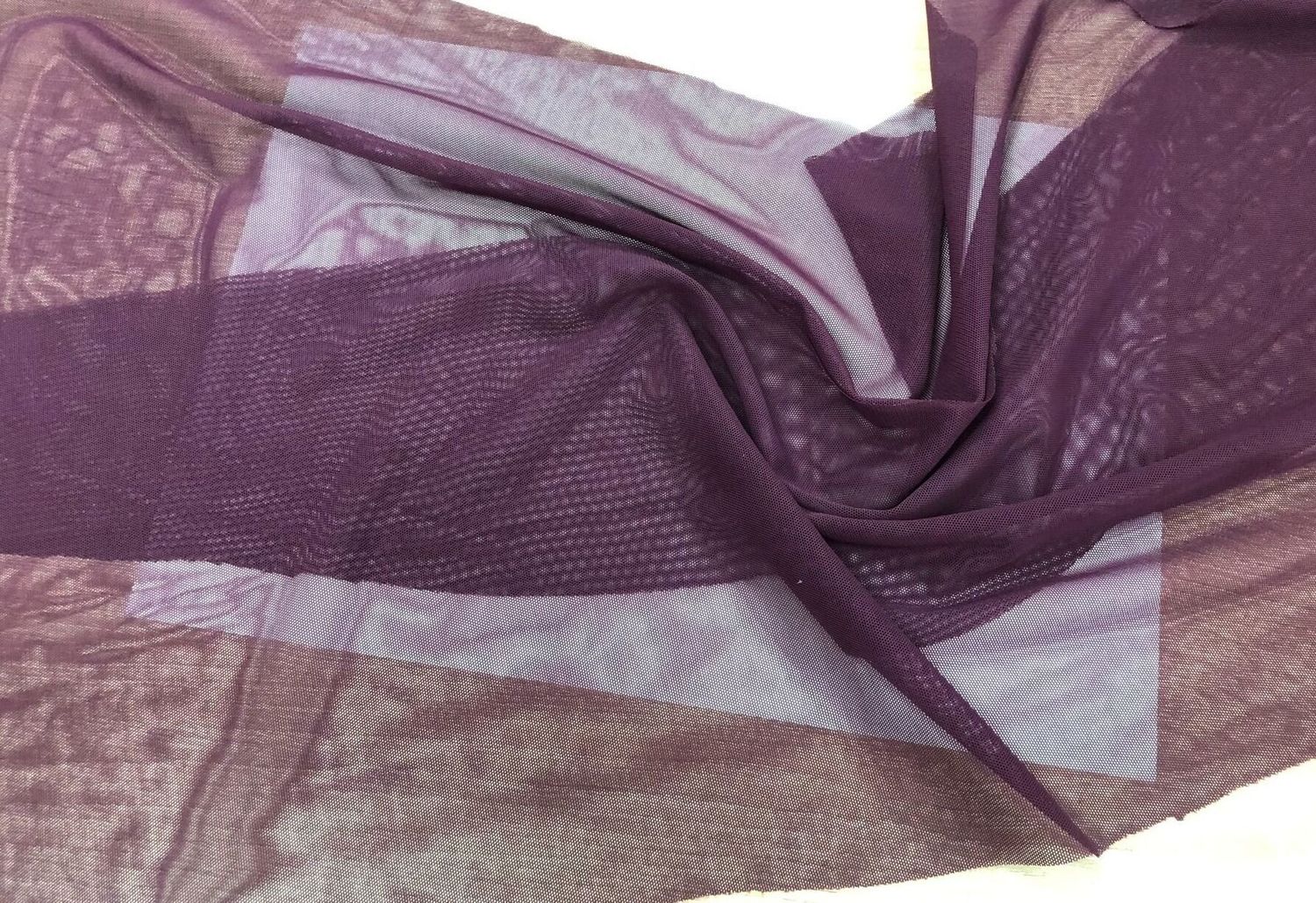 Elastic mesh 03110 180 plum