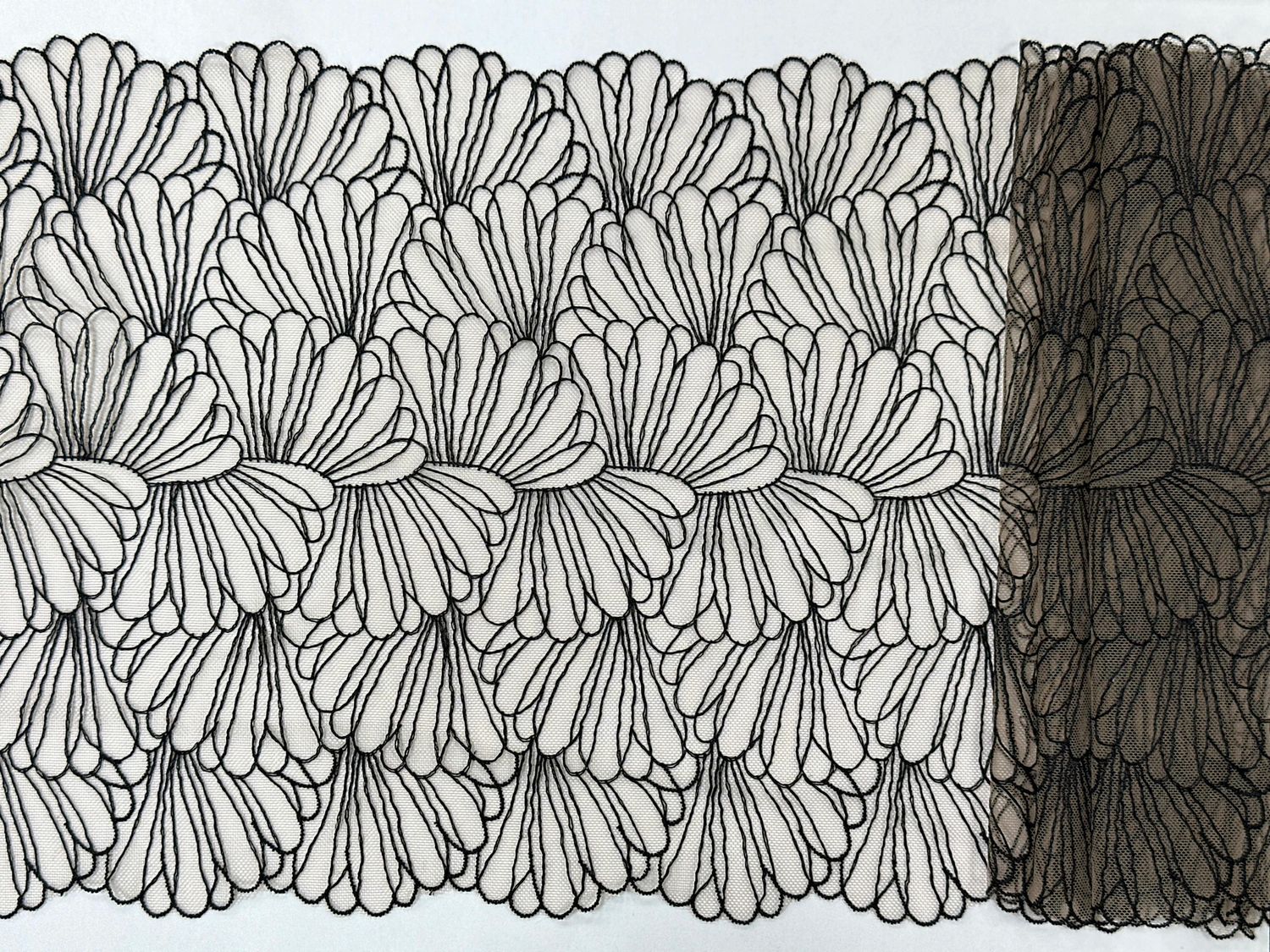 Embroidered mesh lace MA-510 beige/black