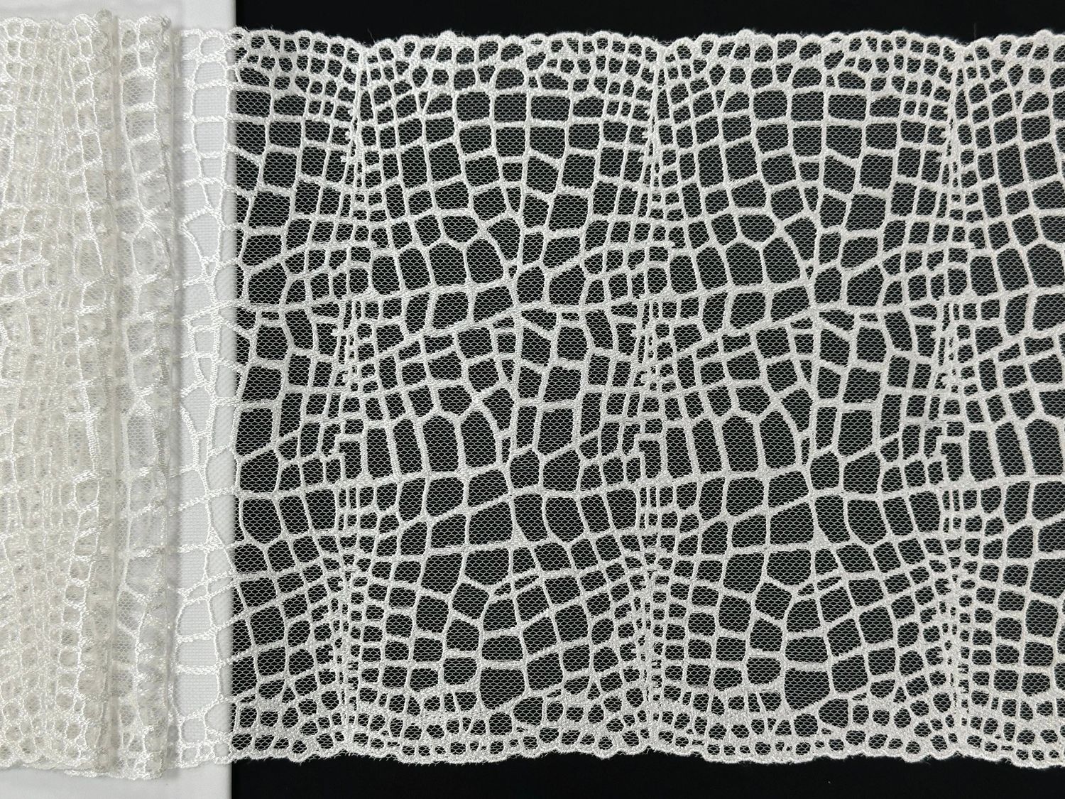 Embroidered mesh lace MA-675 ecru