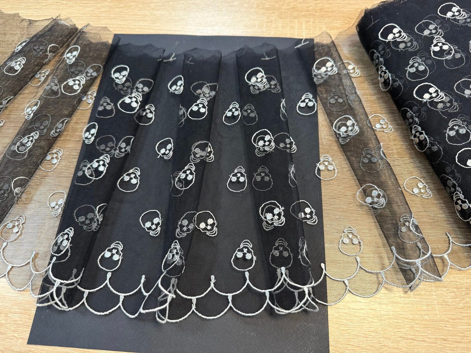 Embroidered mesh lace MIA-401 skulls black light.grey