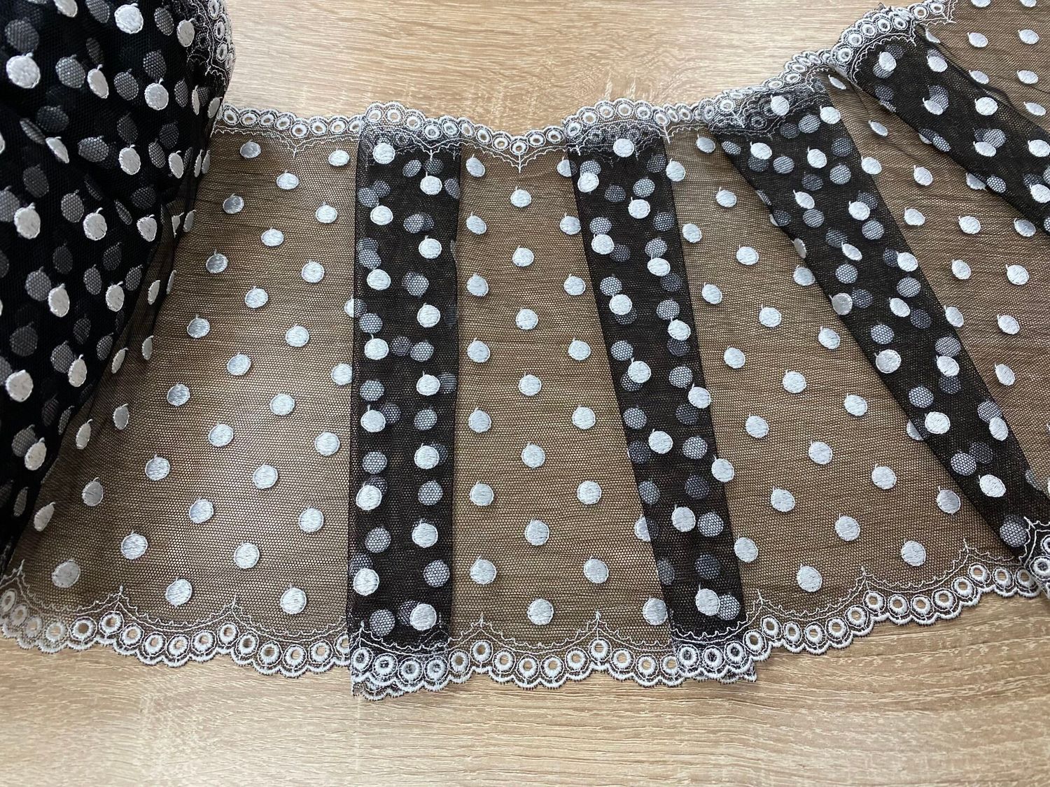 Embroidered mesh lace 22cm black/ecru polka dot