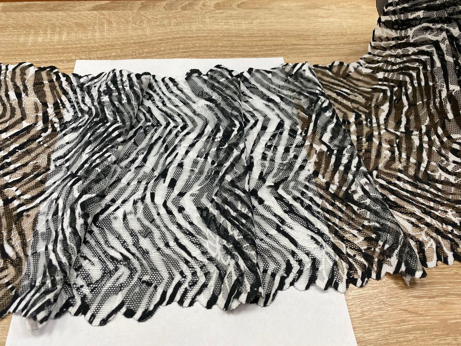 Elastic lace DE-902 zebra