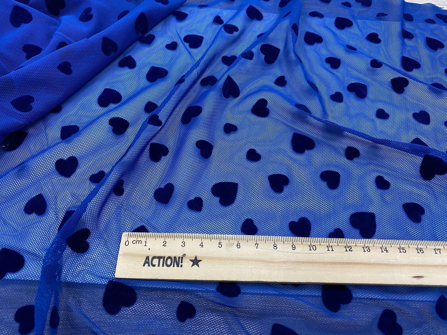 Flock elastic mesh hearts flock cornflower 1 meter