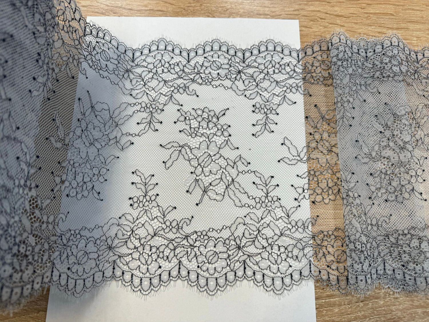 Chantilly lace (elastic) AG-306 light.grey/graphite