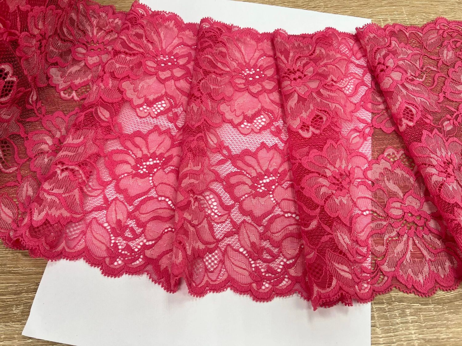 Elastic lace E2262 coral