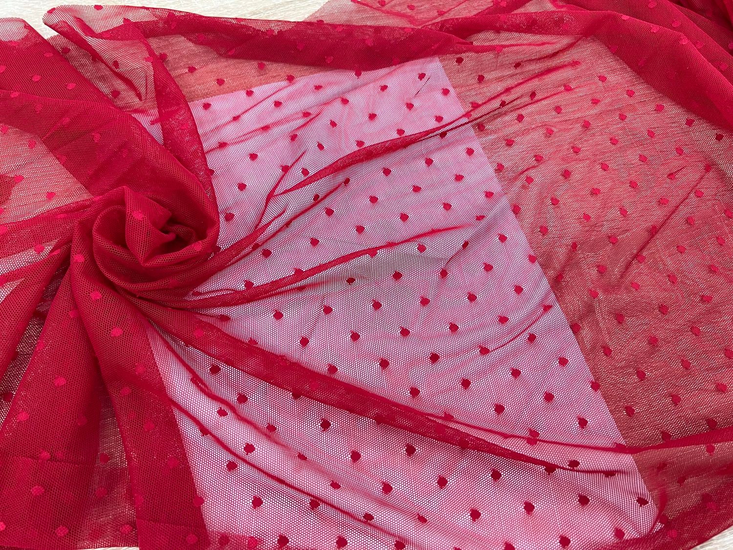 Elastic polka dot mesh dark.red 5mm 1 meter