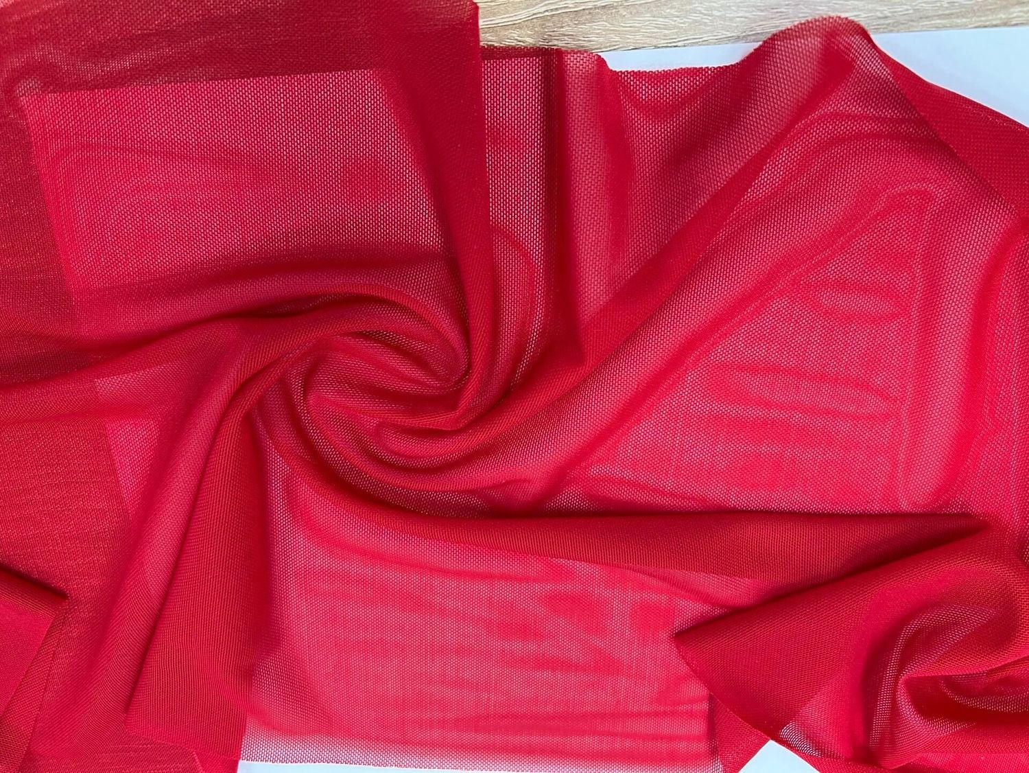 Elastic mesh red softer 1meter
