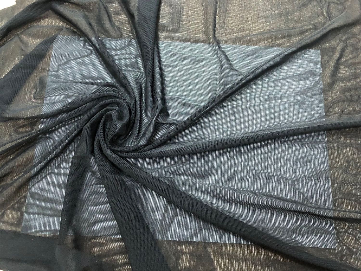 Elastic mesh black 1 meter