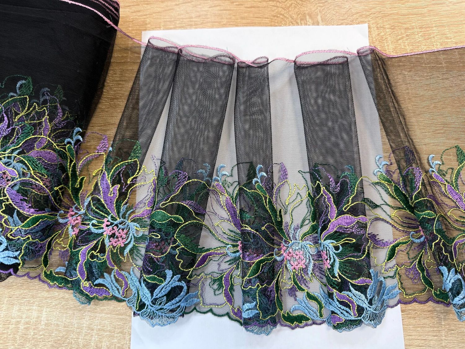 Embroidered mesh lace MIA-450 black/multicolor