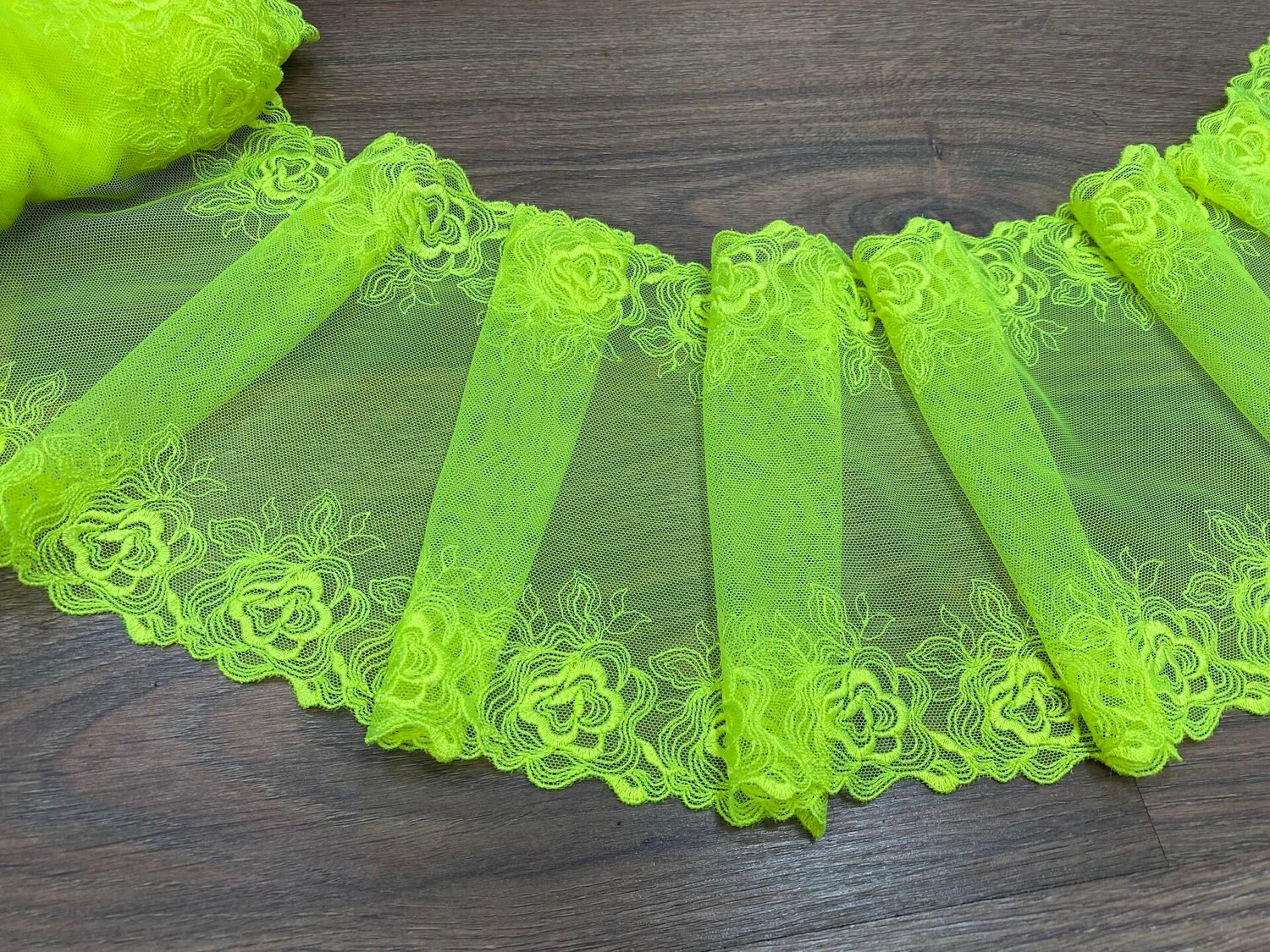 Embroidered mesh lace OS-9029 lemon-lime neon