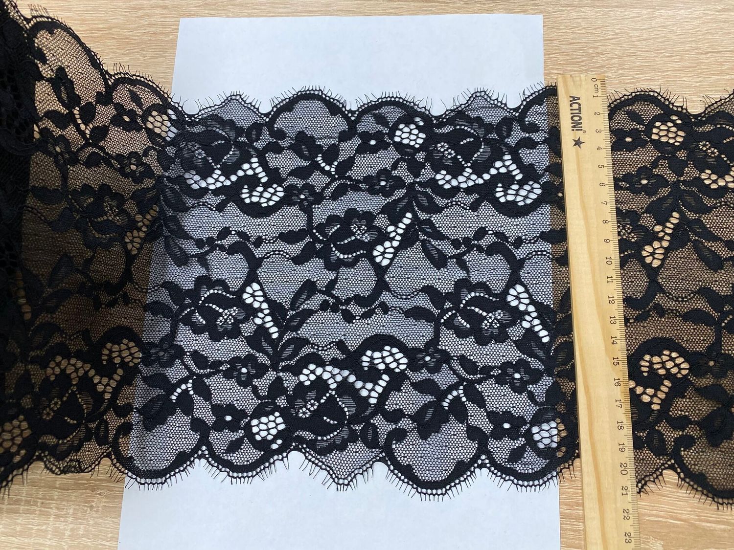 Chantilly lace (elastic) NV-9083 black