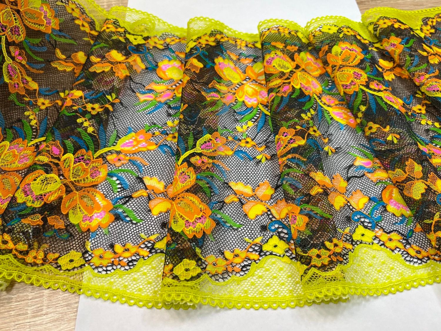 Elastic lace JET-7545 lime/light.orange/black
