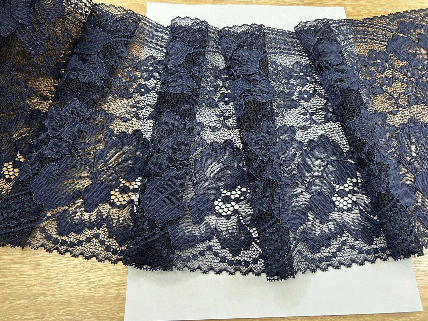 Elastic lace dark blue 23cm