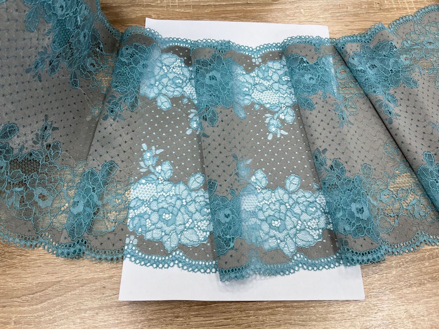 Elastic lace ST-90223 pastel-turquoise/grey-beige