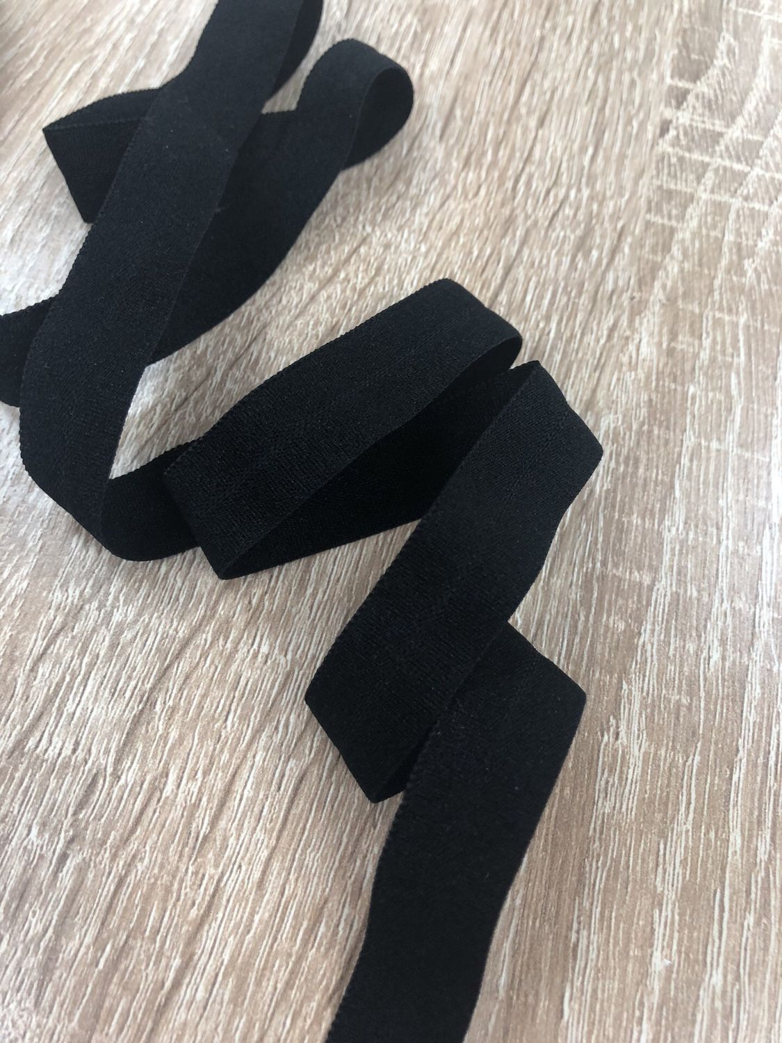 Elastic tape 14 W 626 black soft (50m)