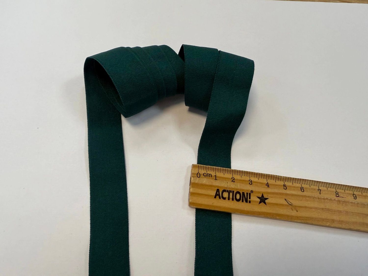 Elastic tape 20 Z 5010 dark green (50m)