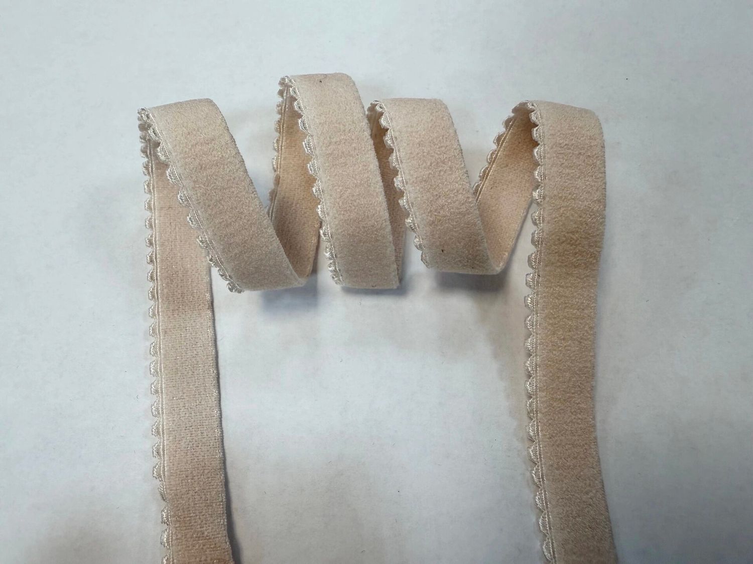 Decorative lingerie elastic 12mm silver peony (50m)