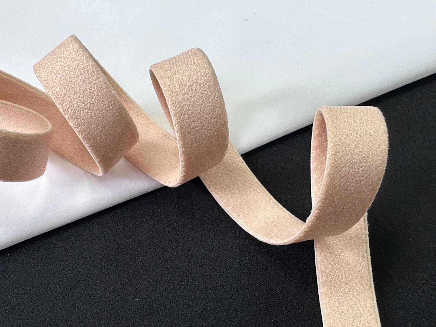 Underbust elastic lingerie 10mm peony matte (50m)