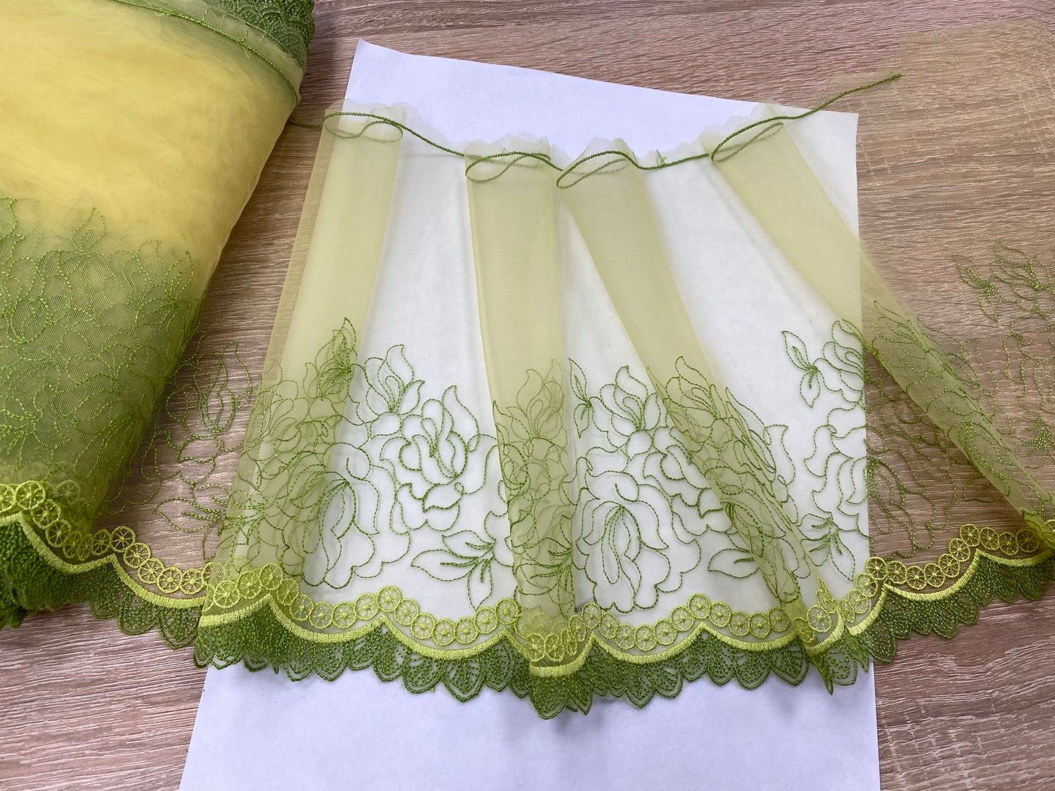 Embroidered mesh lace AG-1202 lemon/lime