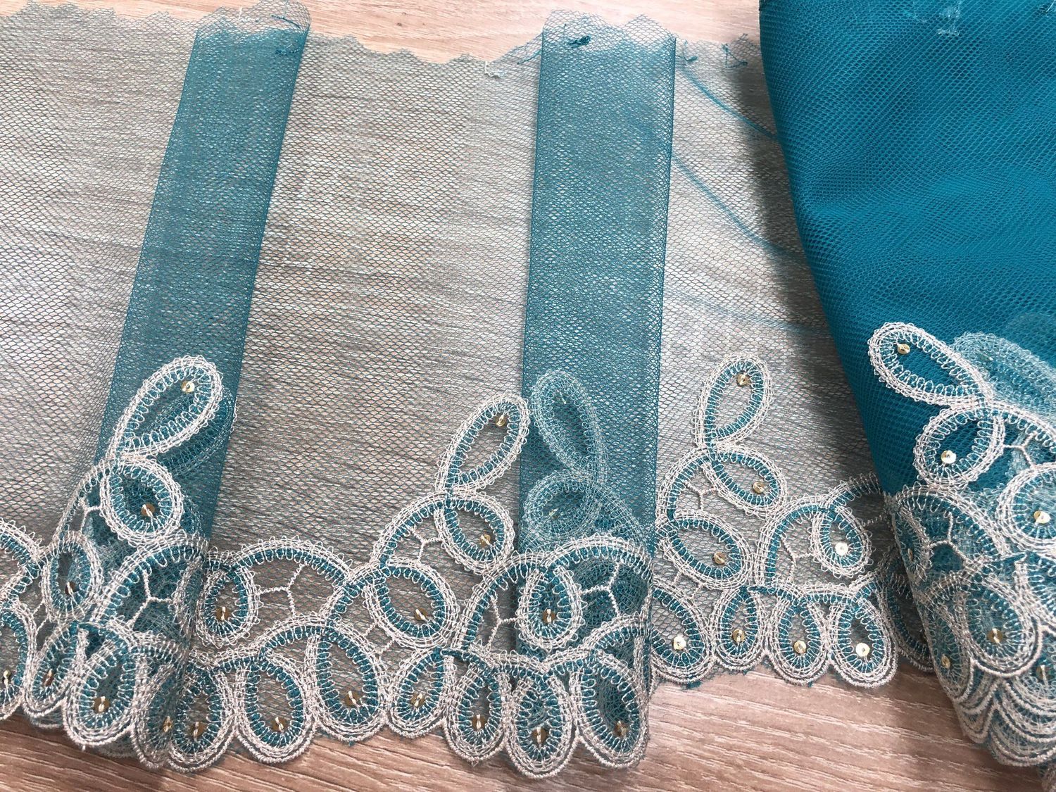 Embroidered mesh lace AL-471 light. turquoise/beige sequin