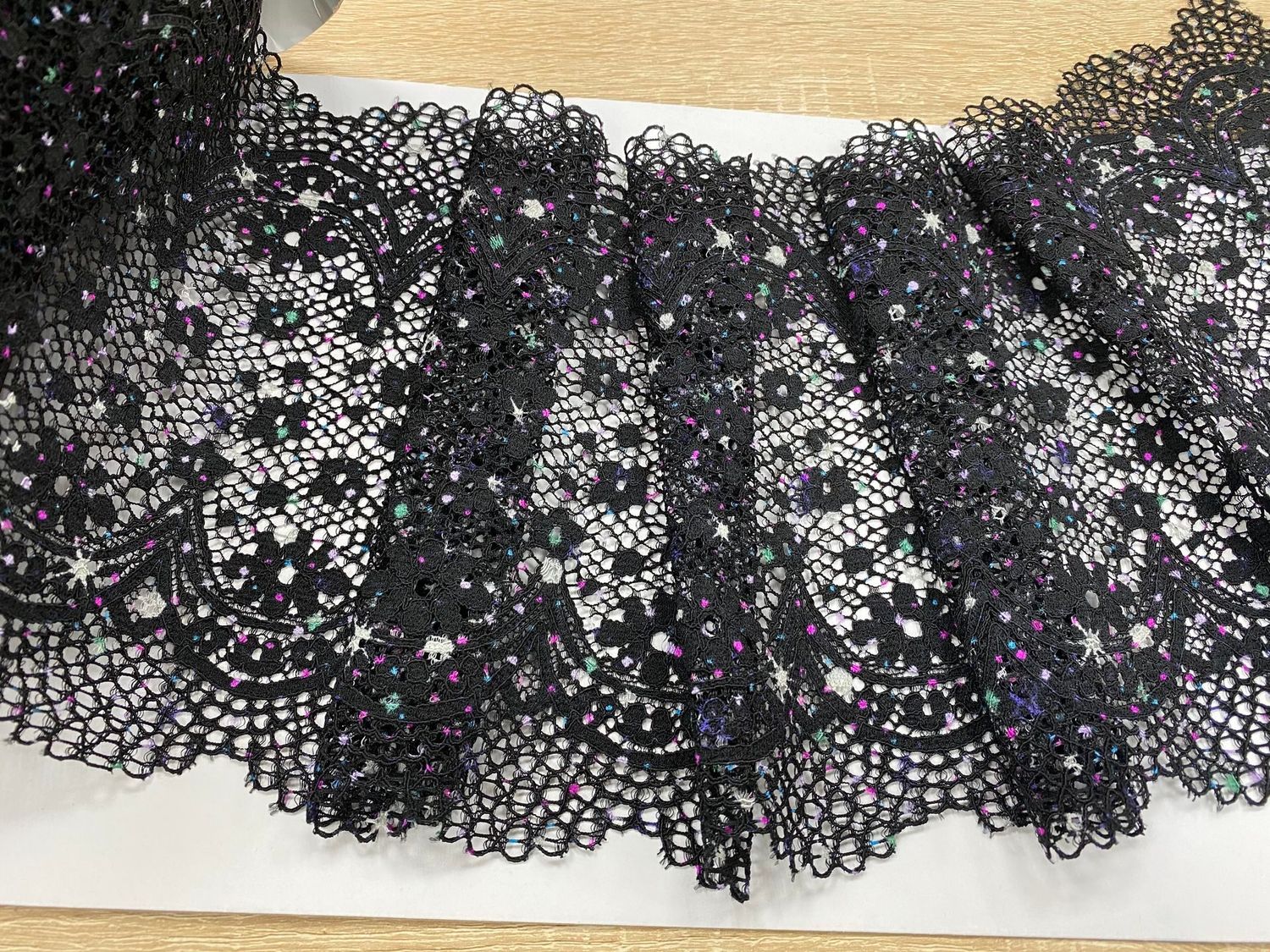 Elastic lace MO-D012 black/multicolor (dense)