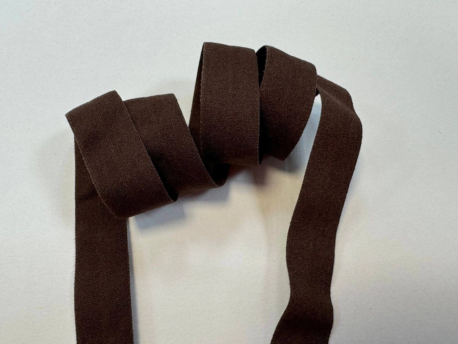 Elastic tape 15 W 626 chocolate ( 19-1419 ) 50m