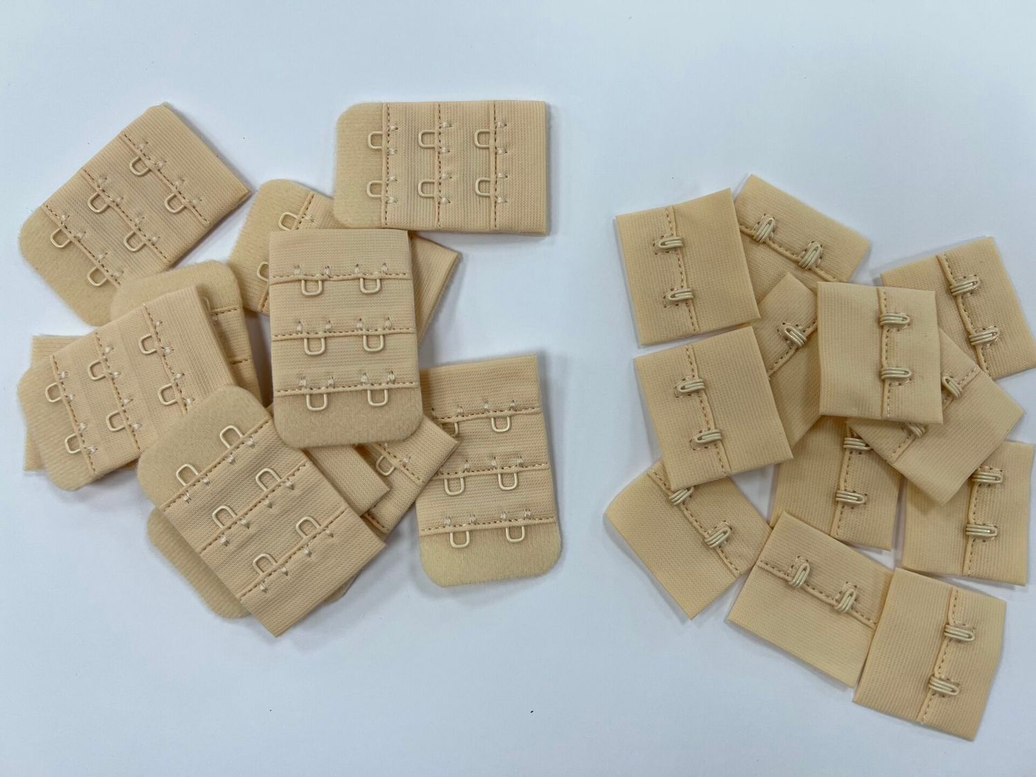 Lingerie clasp beige (Gray sand 13-1010 ) 10 pairs