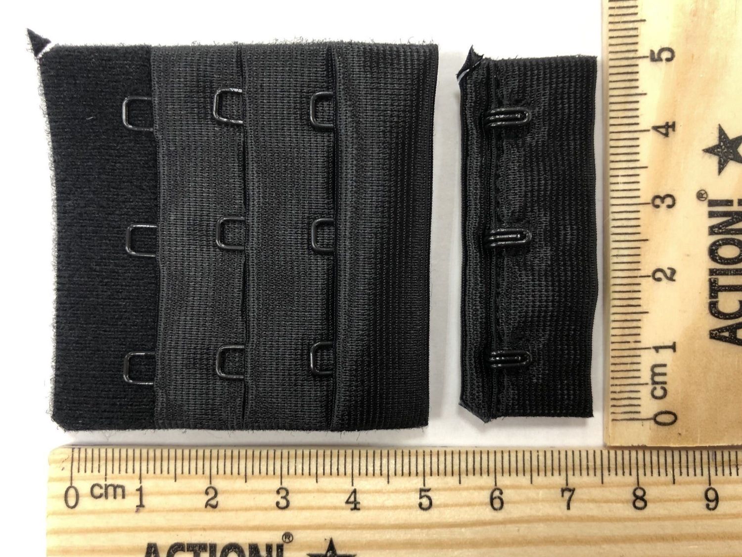 Lingerie clasp TK-607/3x3 black (10 pairs)