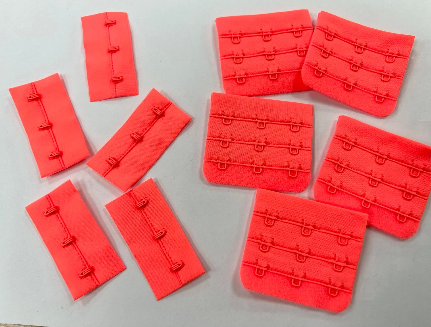 Lingerie clasp TK-607/3x3 orange neon(10 pairs)