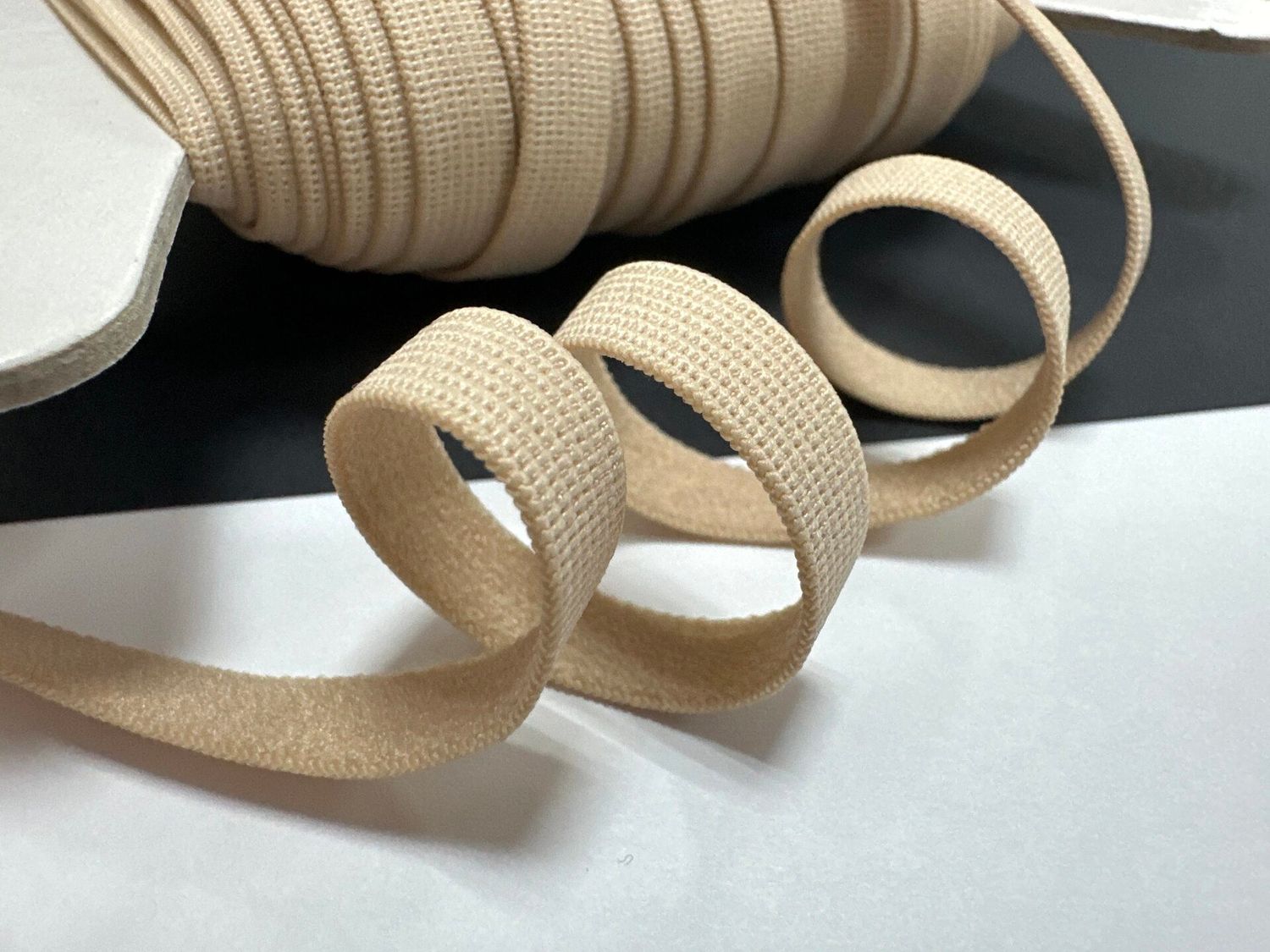 back elastic lingerie 07 Z 6013 beige (50m)