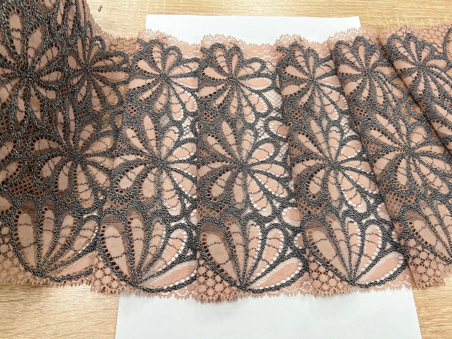 Elastic lace LV-7559 dusty-beige/grey