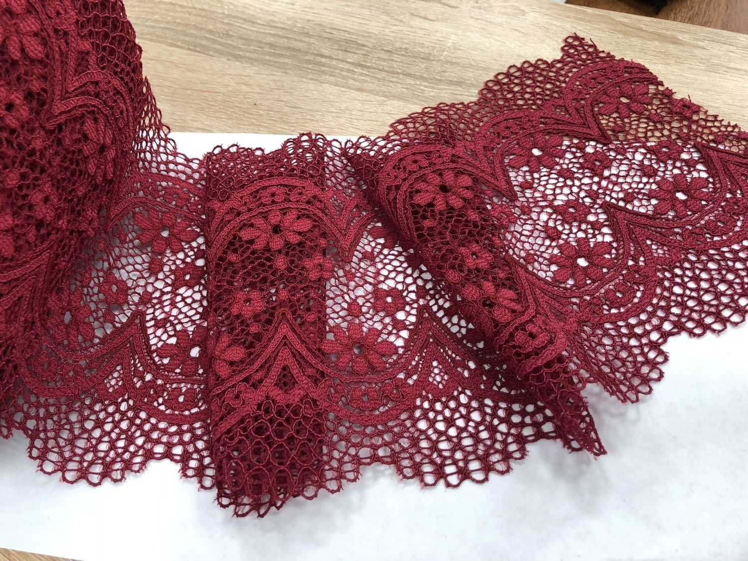 Elastic lace bordeaux (dense) 17cm