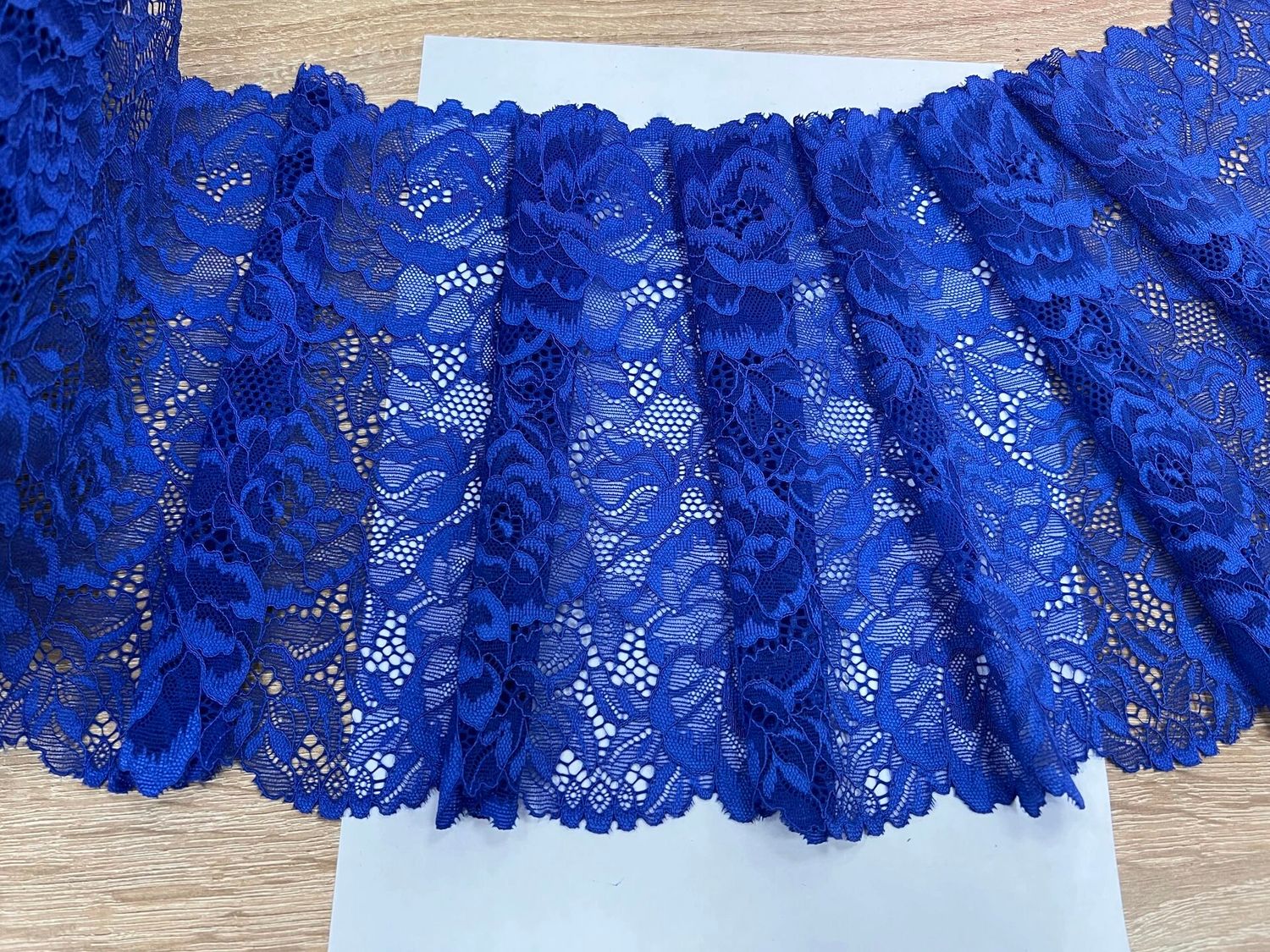 Elastic lace cornflower 23cm